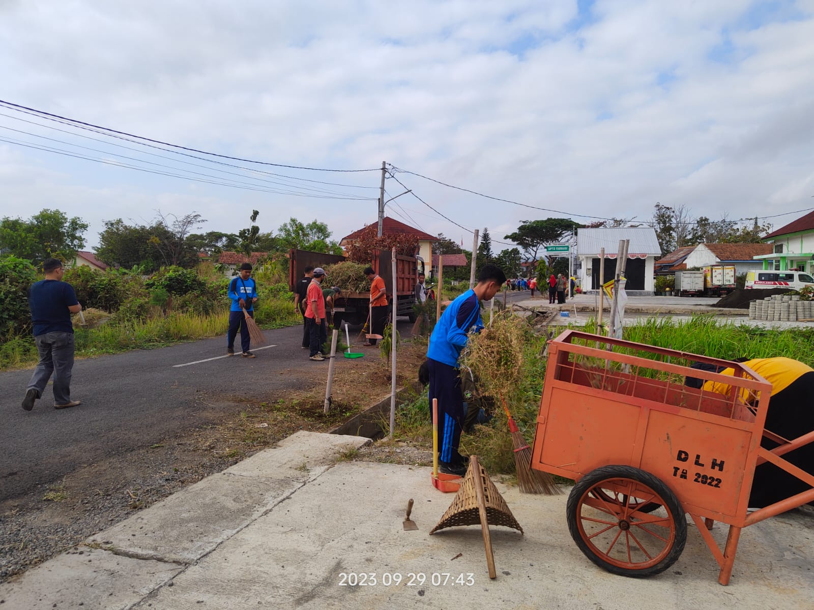 Pelaksanaan World Cleanup Day 2023